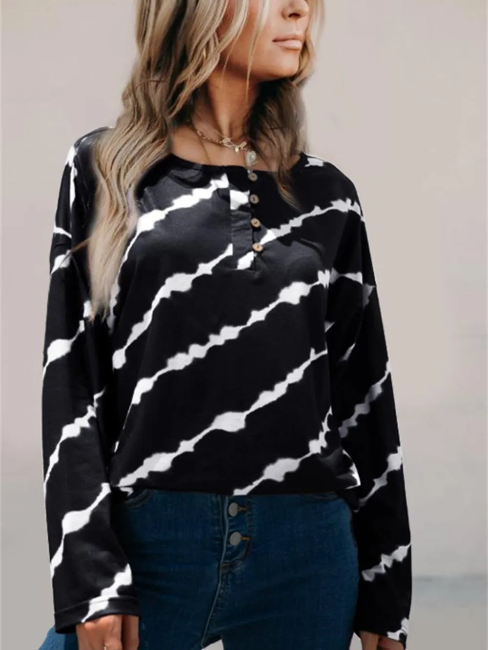 Striped Round Neck Long Sleeve T-Shirt – Trendsi | ClozArt