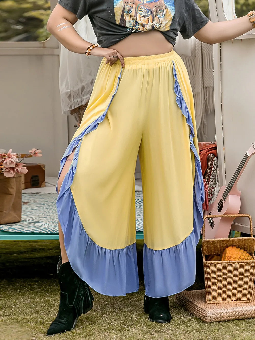 Plus Size Contrast Ruffled Wide Leg Pants – Trendsi | ClozArt