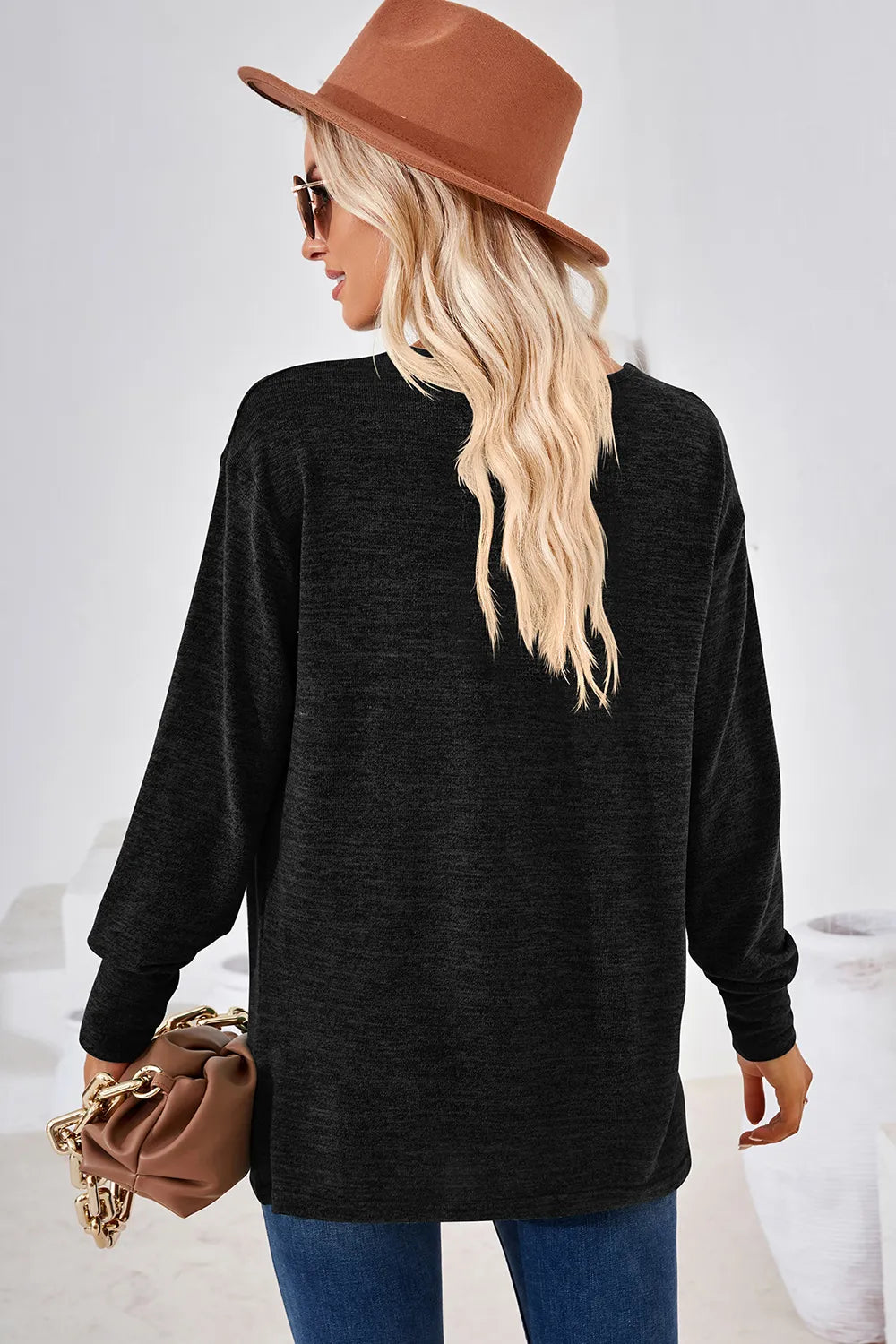 V-Neck Dropped Shoulder T-Shirt – Trendsi | ClozArt