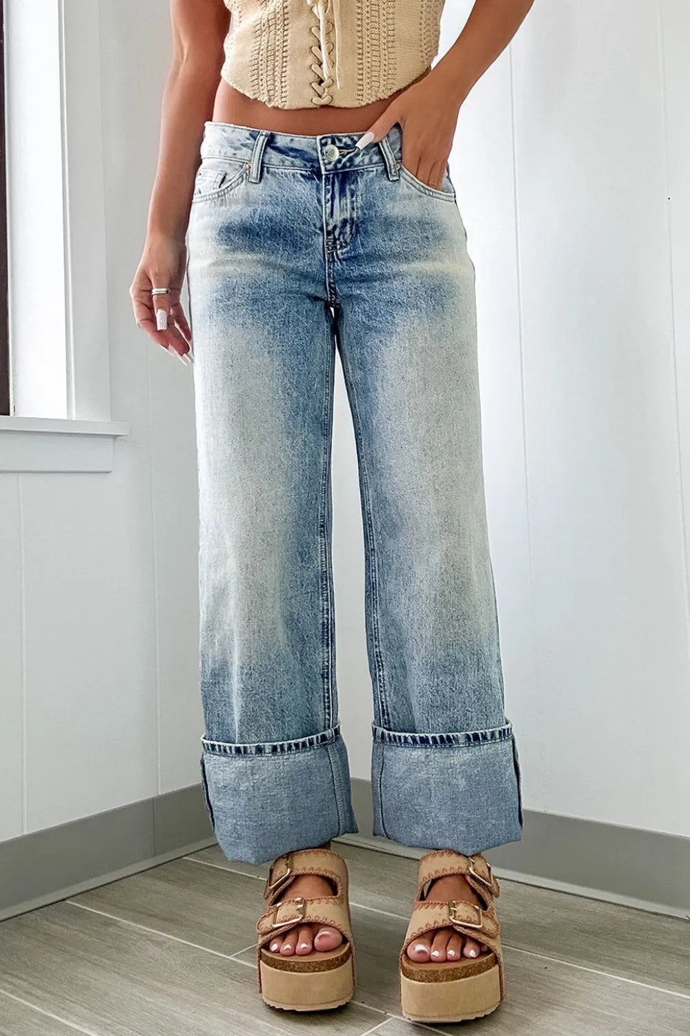 Washed Wide Leg Jeans with Pockets – Trendsi | ClozArt