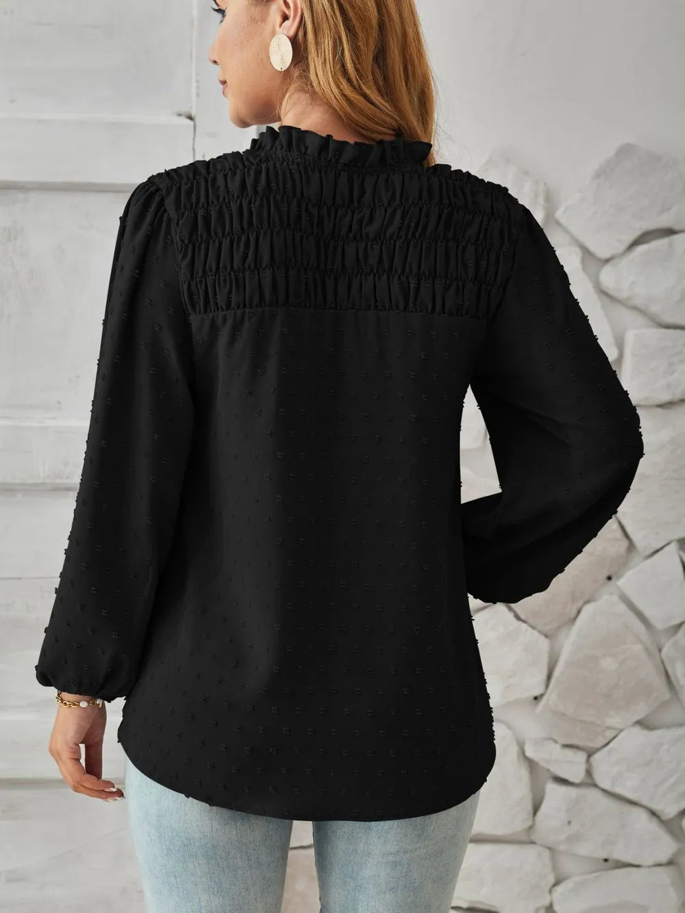 Ruched Swiss Dot Notched Balloon Sleeve T-Shirt – Trendsi | ClozArt
