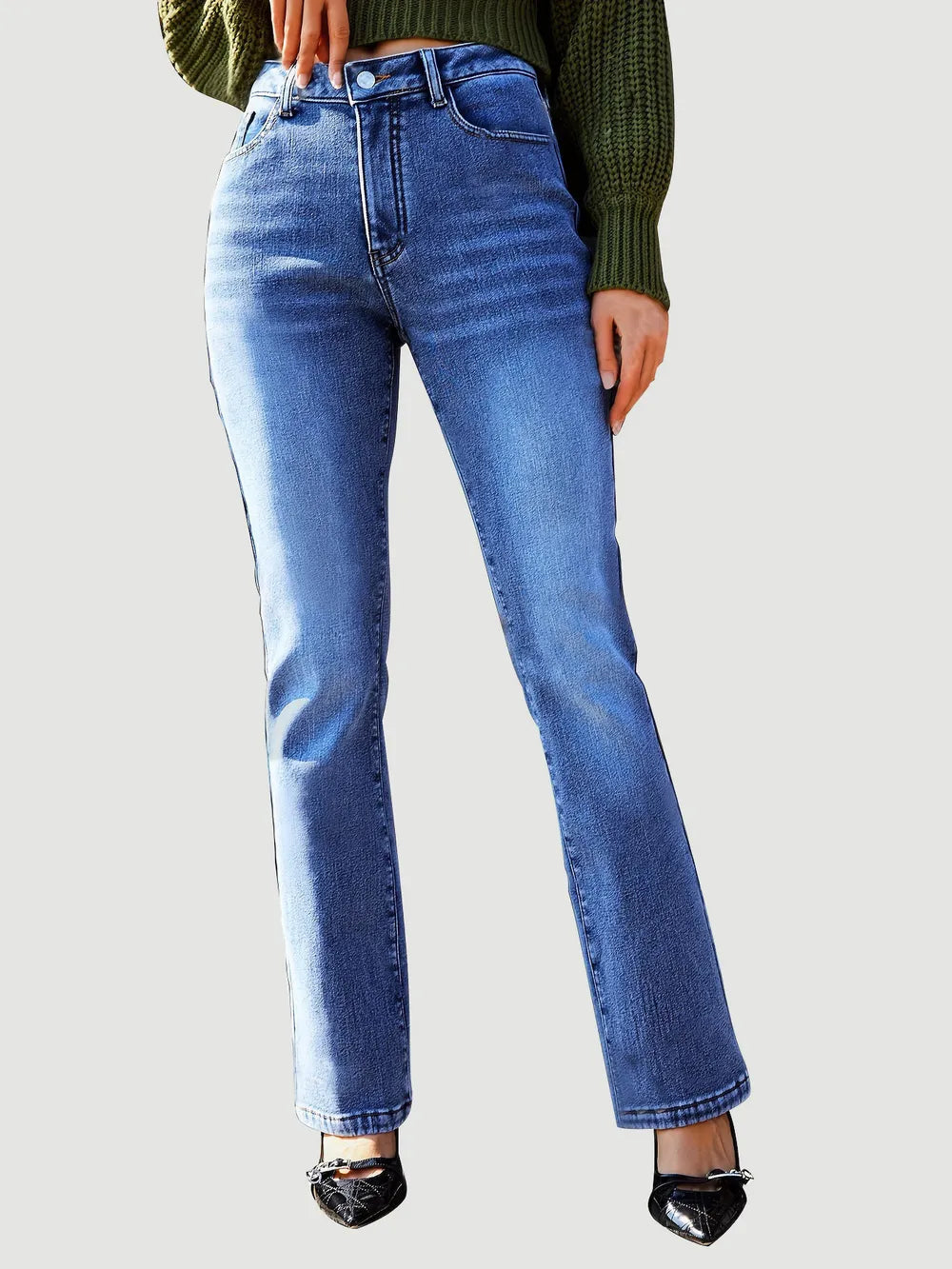 Straight Leg Jeans with Pockets – Trendsi | ClozArt