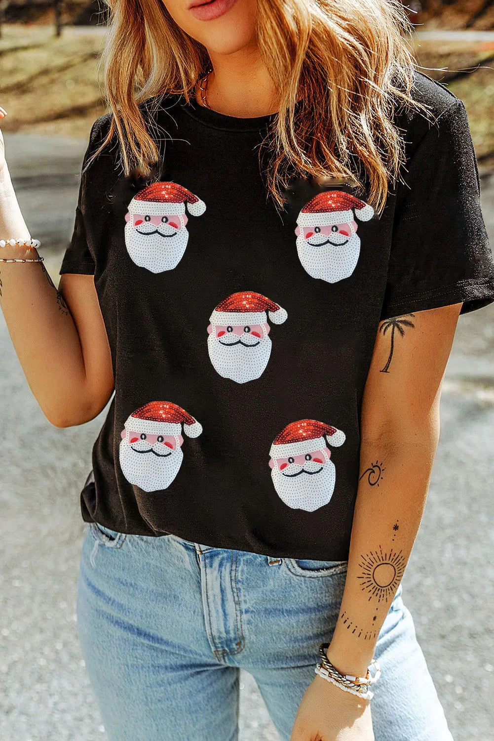 Sequin Santa Round Neck Short Sleeve T-Shirt – Trendsi | ClozArt