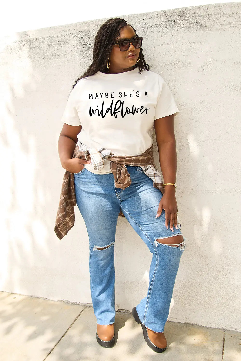 Simply Love Full Size MAYBE SHE'S A WILDFLOWER Short Sleeve T-Shirt – Trendsi | ClozArt