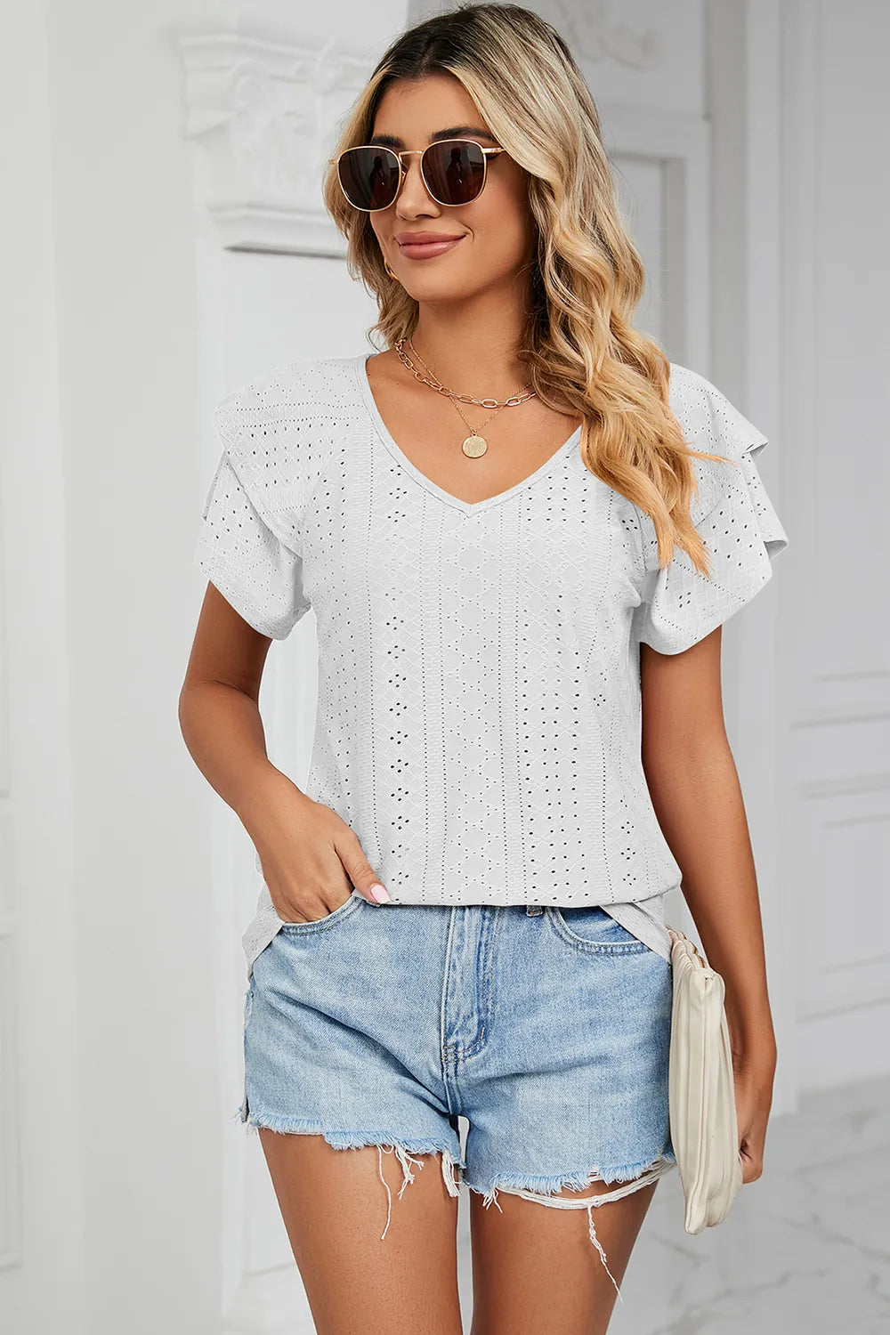 Eyelet V-Neck Short Sleeve T-Shirt – Trendsi | ClozArt