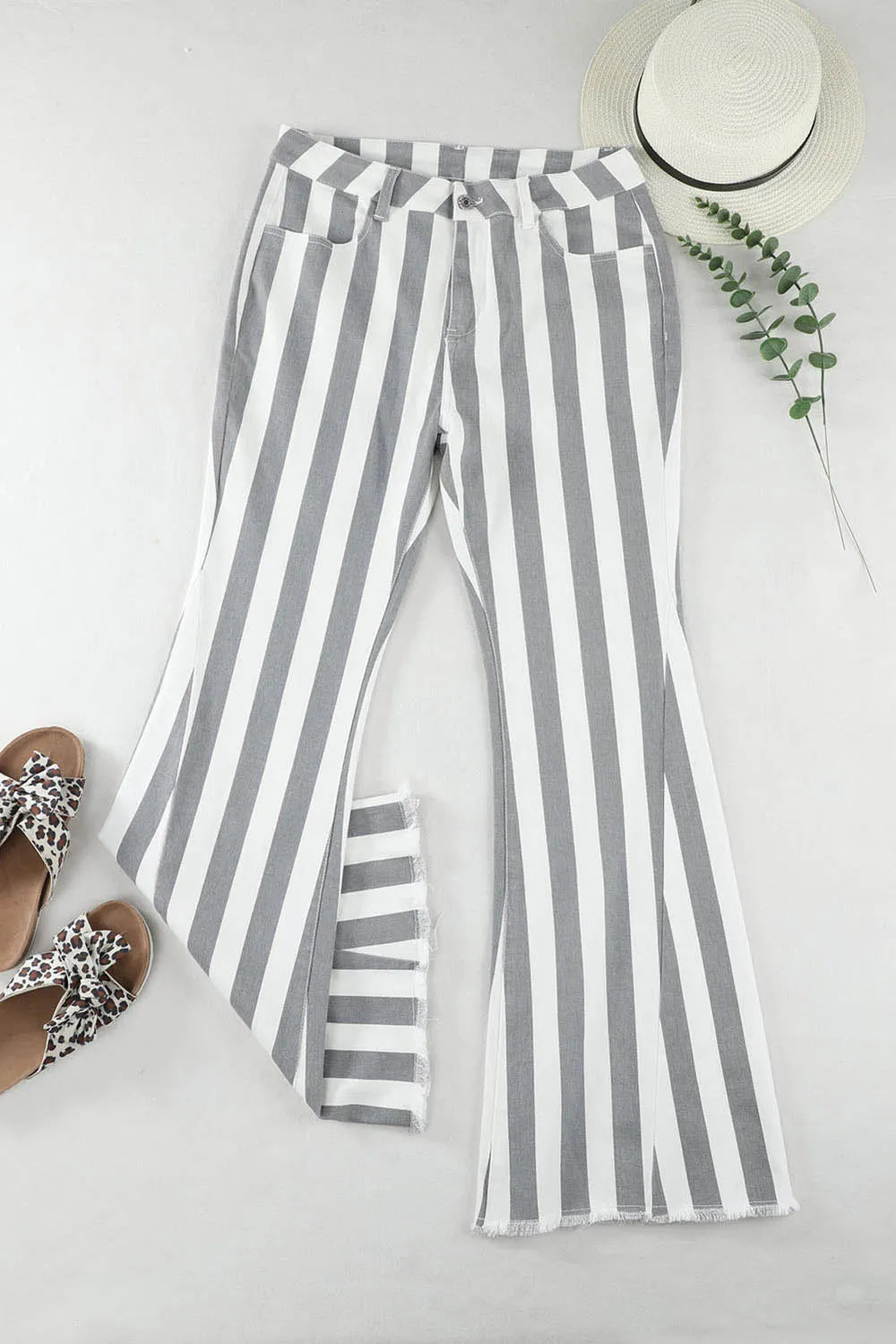 Raw Hem Star Applique Striped Jeans – Trendsi | ClozArt