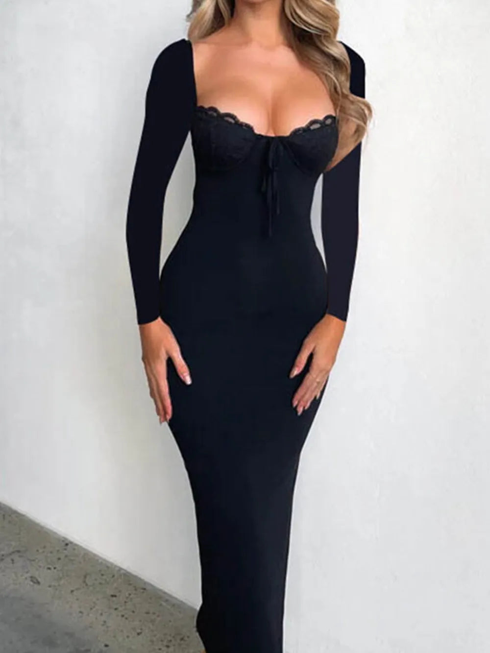 Devine Slit Lace Detail Sweetheart Neck Long Sleeve Maxi Dress – Trendsi | ClozArt