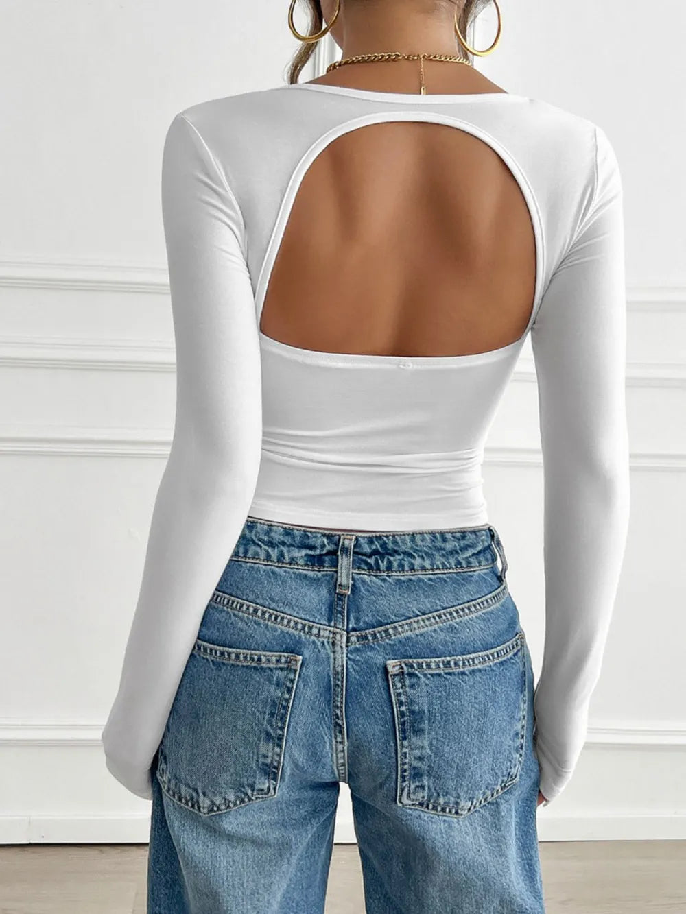 Devine Cutout Square Neck Long Sleeve T-Shirt – Trendsi | ClozArt