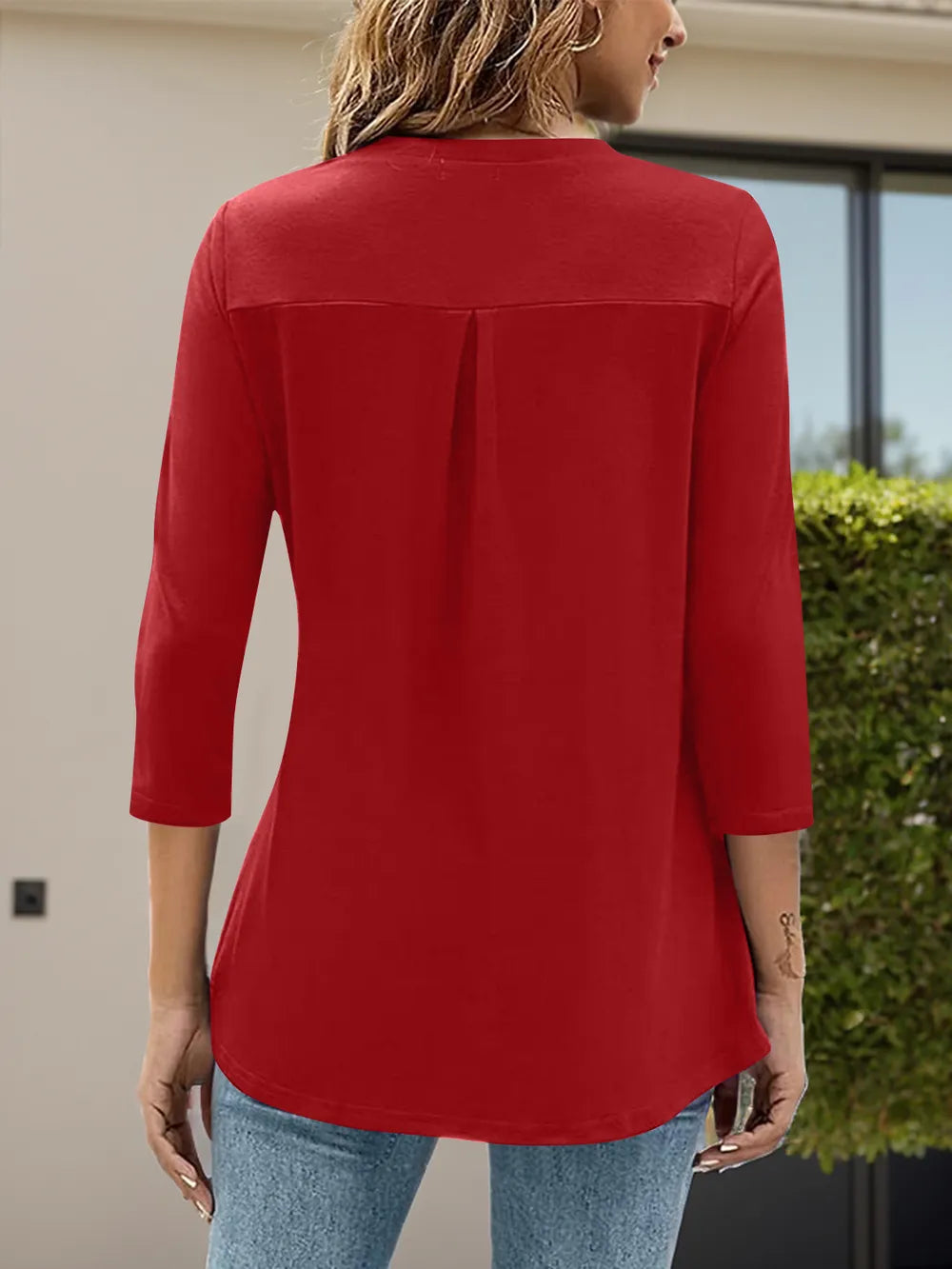 Notched Three-Quarter Sleeve T-Shirt – Trendsi | ClozArt