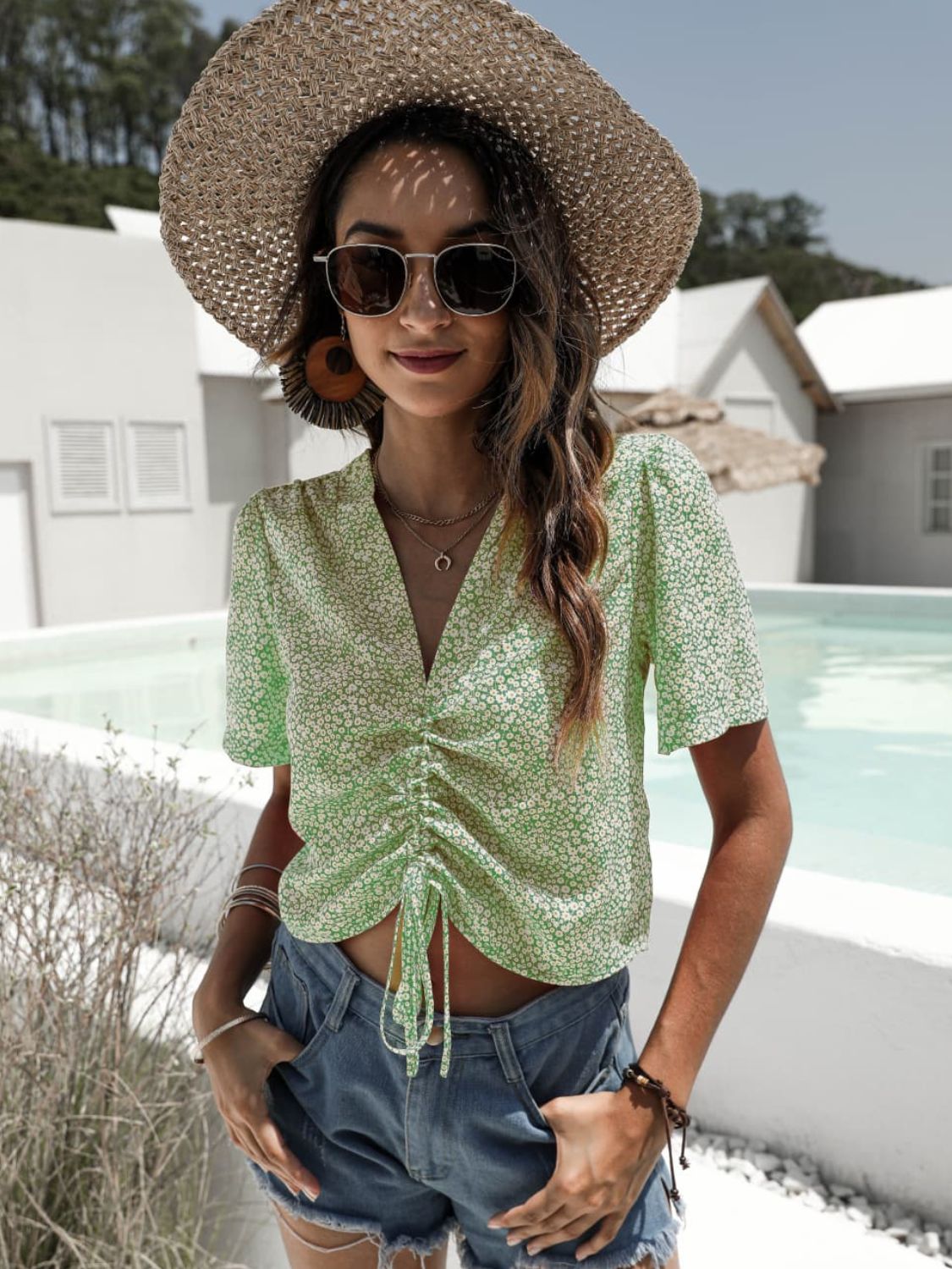 Floral Drawstring Deep V Cropped Blouse – Trendsi | ClozArt