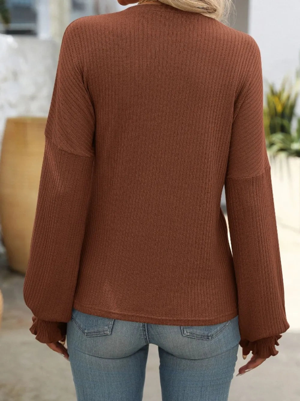 Mandy Ribbed Round Neck Long Sleeve T-Shirt – Trendsi | ClozArt