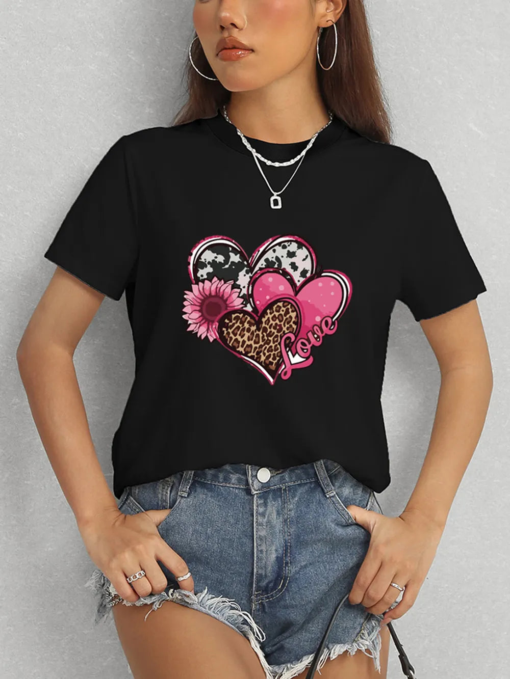 Heart Round Neck Short Sleeve T-Shirt – Trendsi | ClozArt
