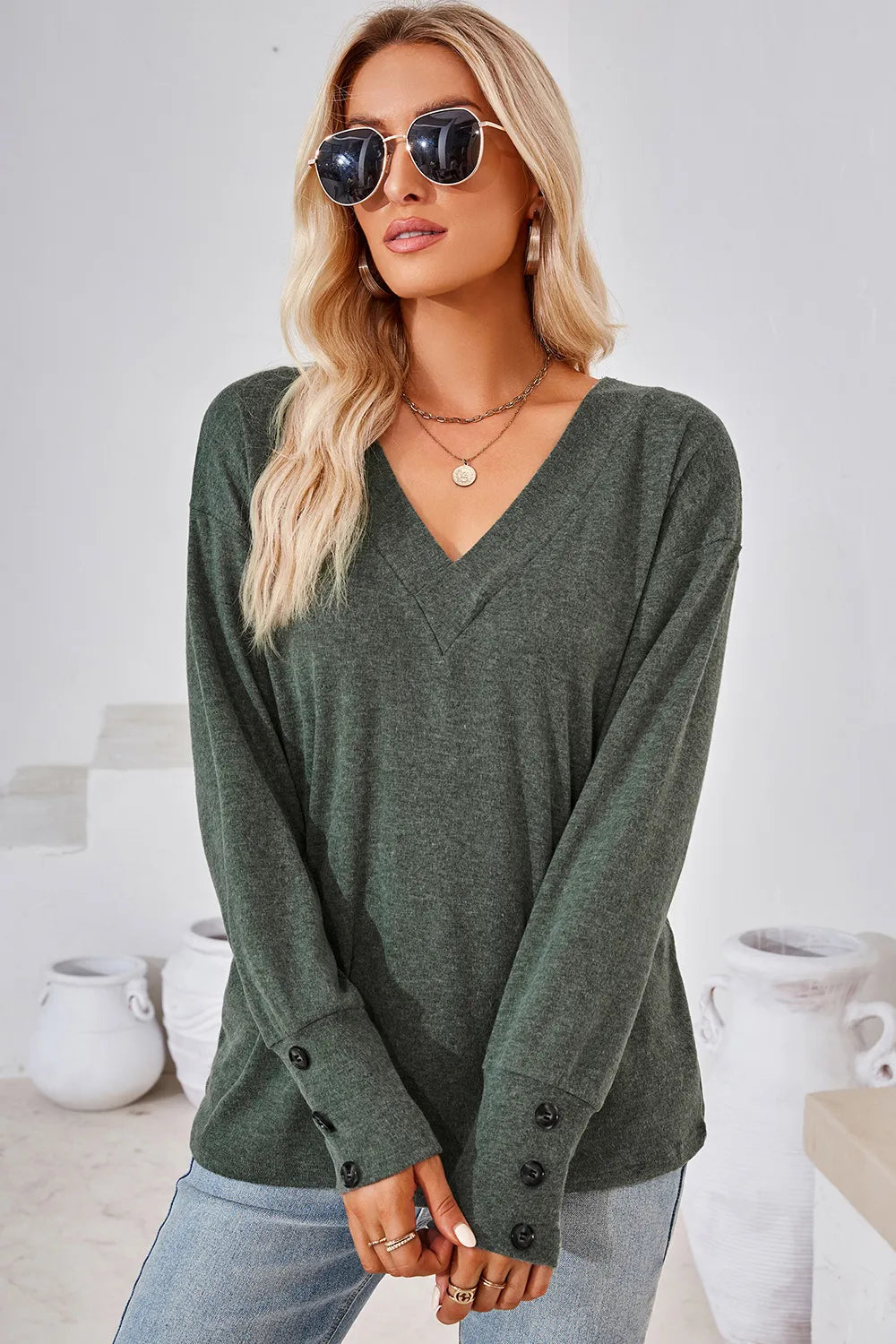 V-Neck Dropped Shoulder T-Shirt – Trendsi | ClozArt