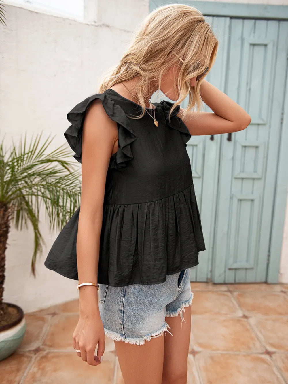 Ivy Lane Lace Detail Round Neck Peplum T-Shirt – Trendsi | ClozArt