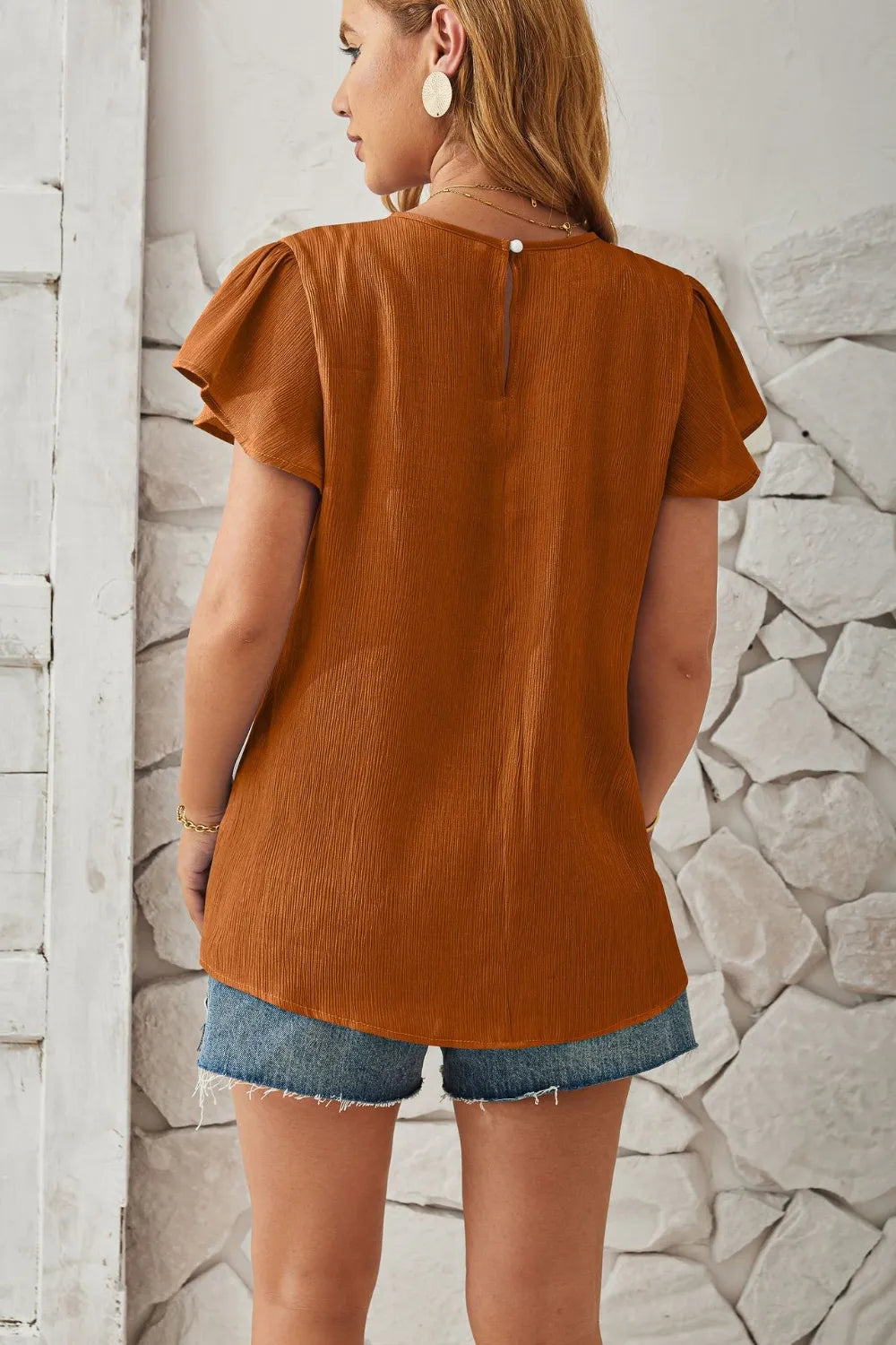 Round Neck Keyhole Cap Sleeve T-Shirt – Trendsi | ClozArt