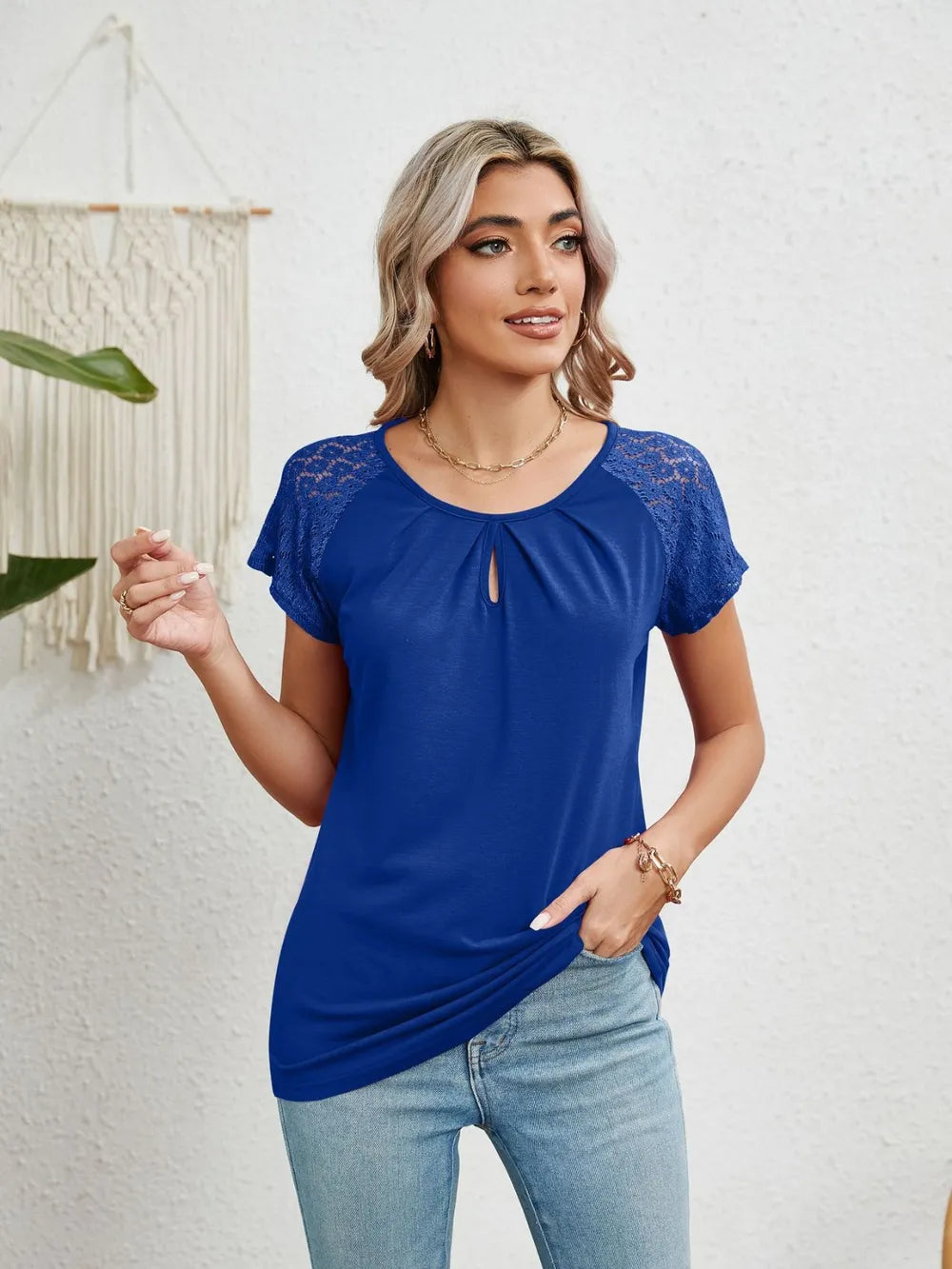 Lace Detail Round Neck Short Sleeve T-Shirt – Trendsi | ClozArt