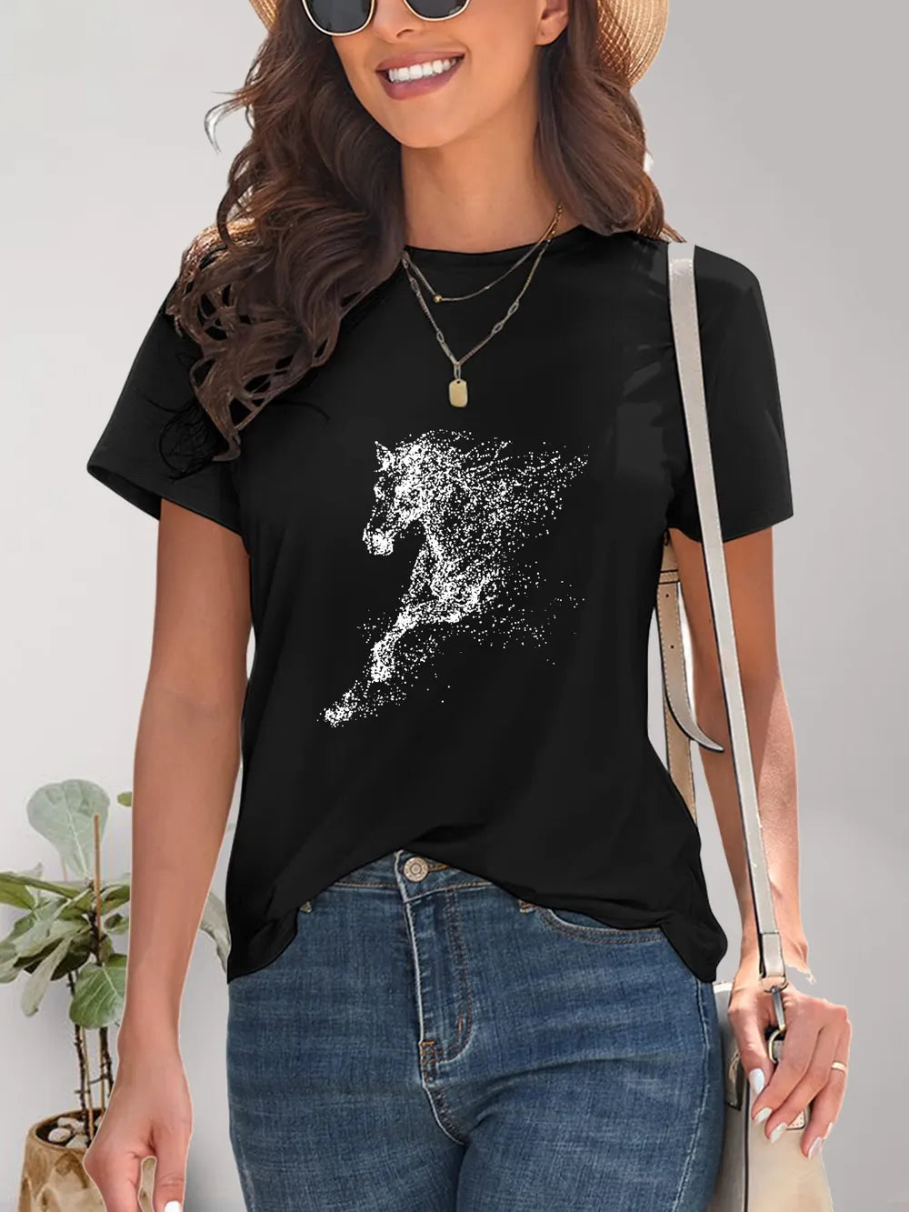 Horse Round Neck Short Sleeve T-Shirt – Trendsi | ClozArt