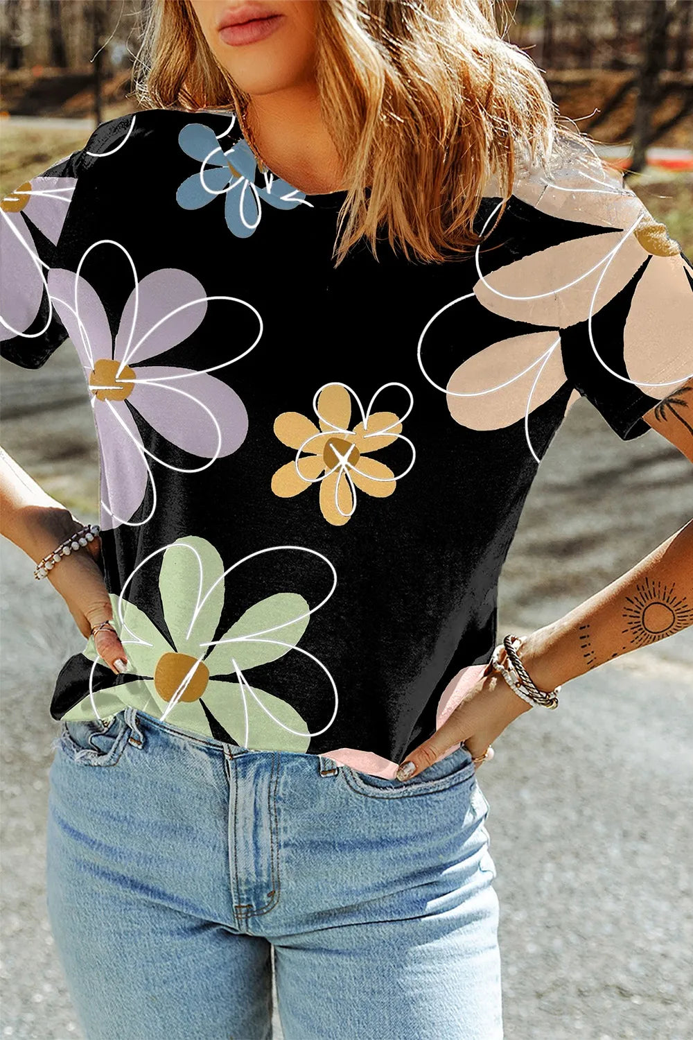 Flower Round Neck Short Sleeve T-Shirt – Trendsi | ClozArt