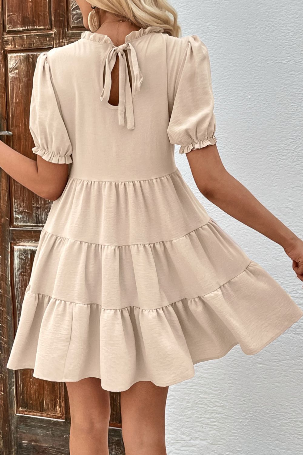 Perfee Puff Sleeve Tie Back Tiered Dress – Trendsi | ClozArt