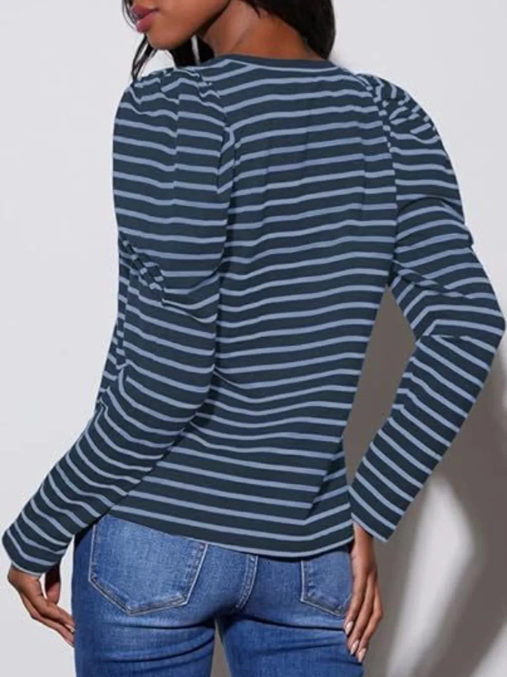 Striped Round Neck Long Sleeve T-Shirt – Trendsi | ClozArt
