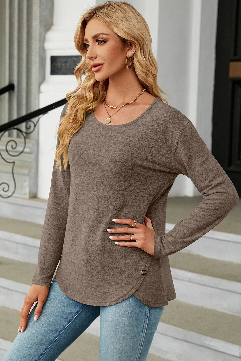 Round Neck Long Sleeve T-Shirt – Trendsi | ClozArt