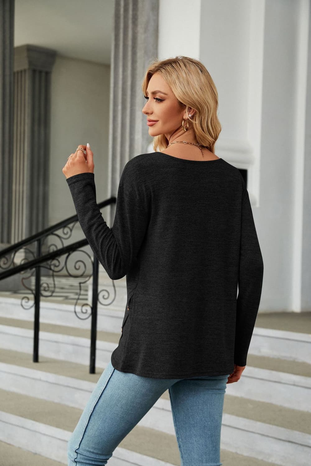Round Neck Long Sleeve T-Shirt – Trendsi | ClozArt