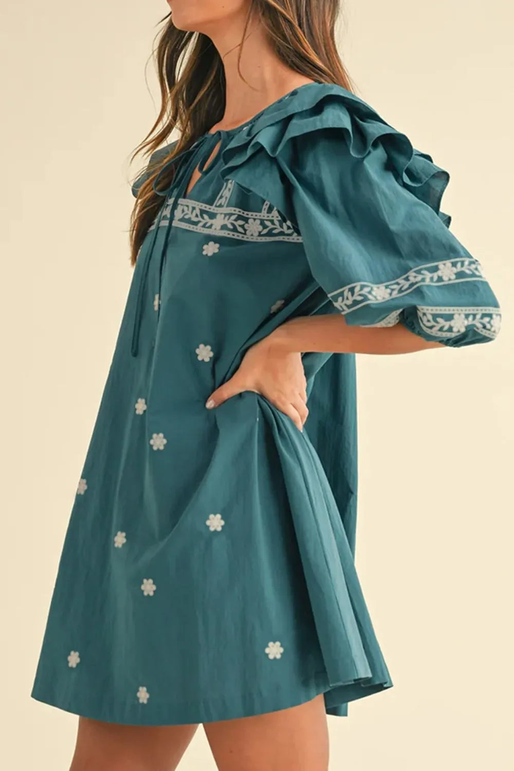 Floral Ruffle Puff Sleeve Tie Neck Mini Dress – Trendsi | ClozArt