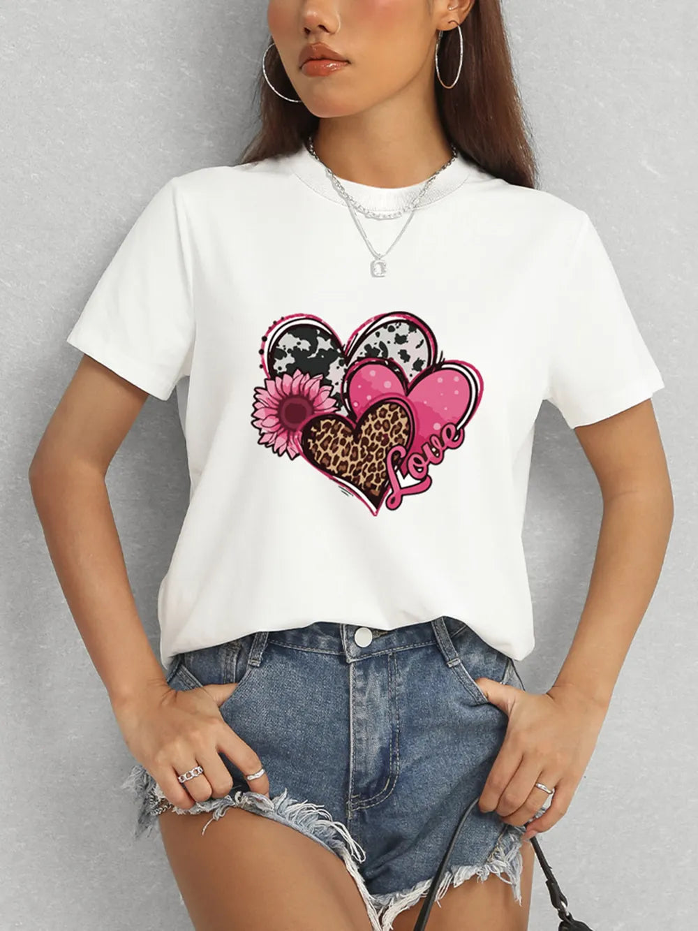 Heart Round Neck Short Sleeve T-Shirt – Trendsi | ClozArt