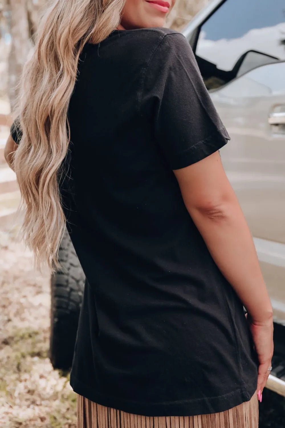 Graphic Round Neck Short Sleeve T-Shirt – Trendsi | ClozArt