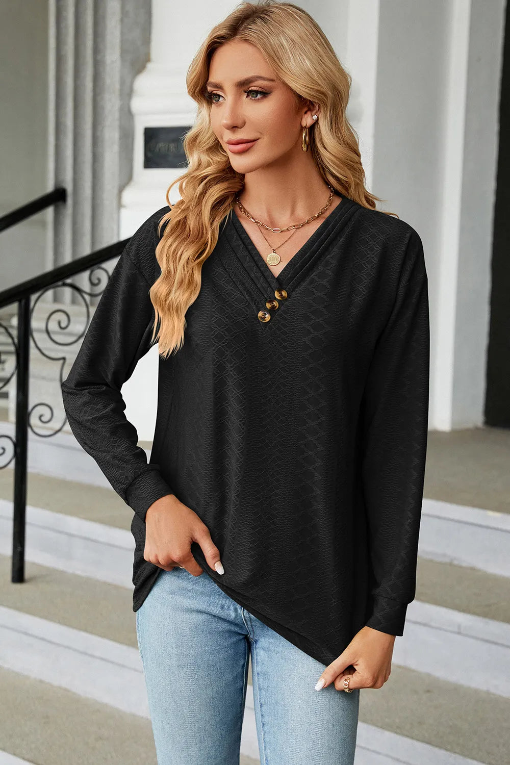 V-Neck Long Sleeve T-Shirt – Trendsi | ClozArt