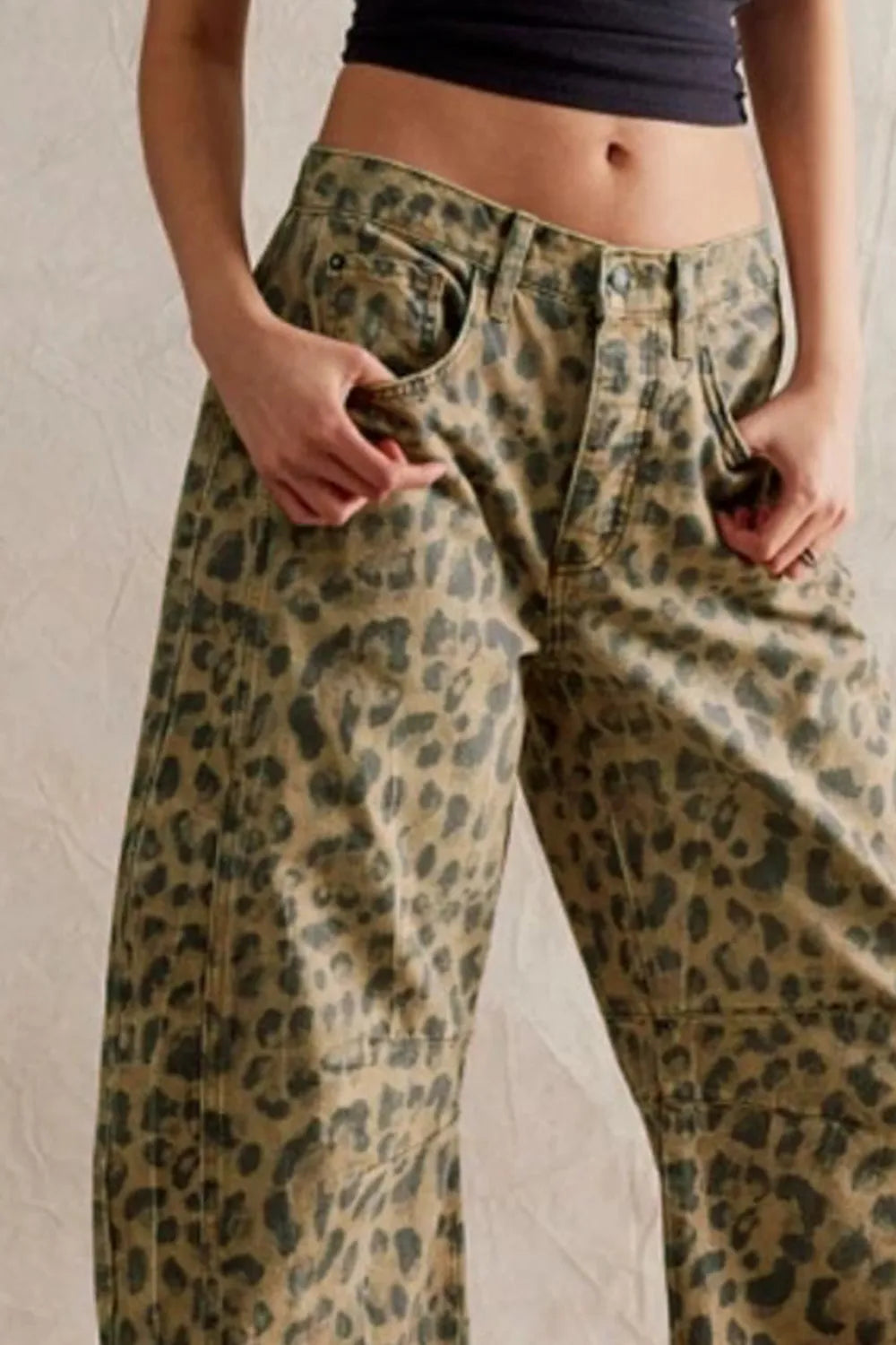 Wide Leg Jeans with Pockets – Trendsi | ClozArt