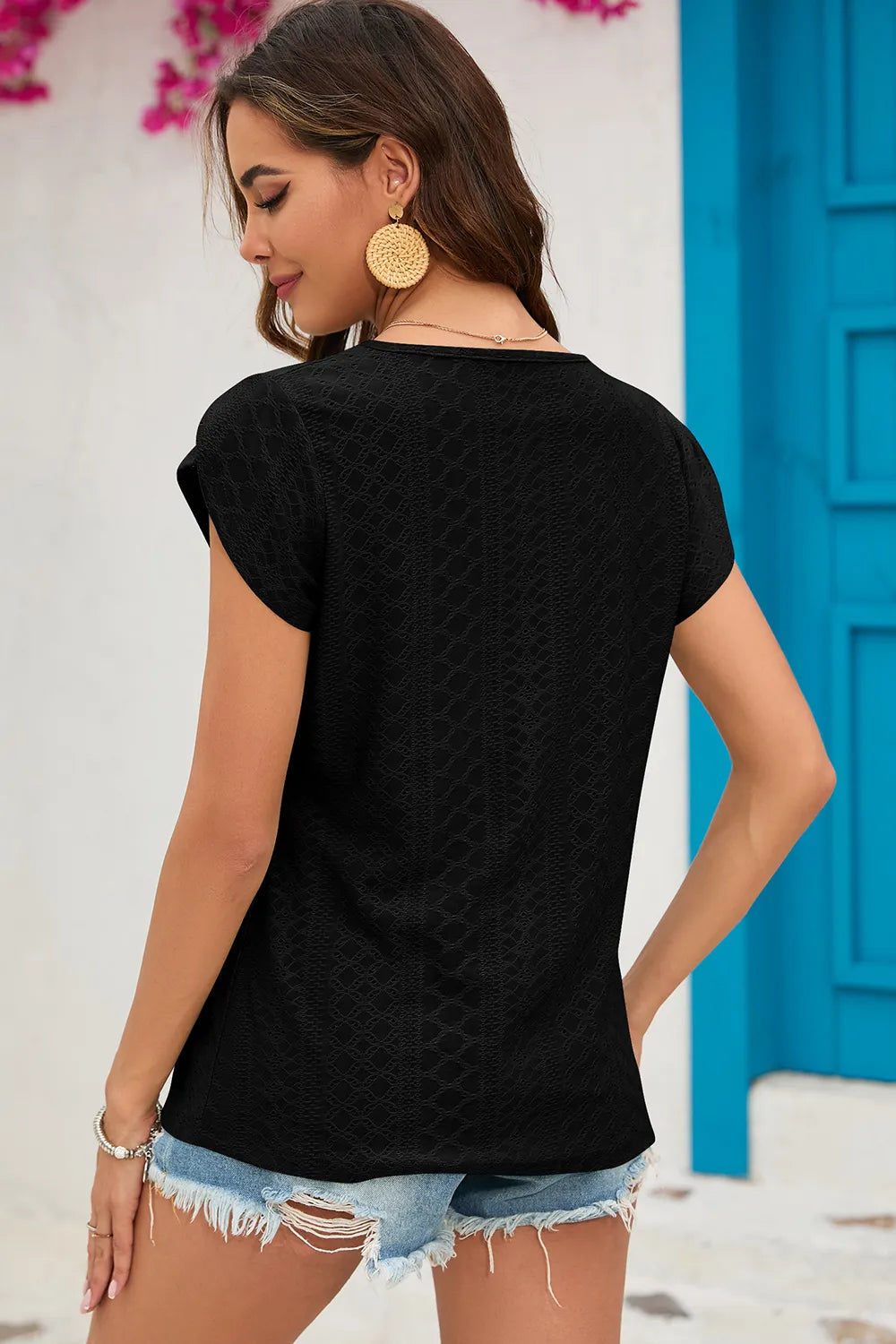 Eyelet Round Neck Short Sleeve T-Shirt – Trendsi | ClozArt
