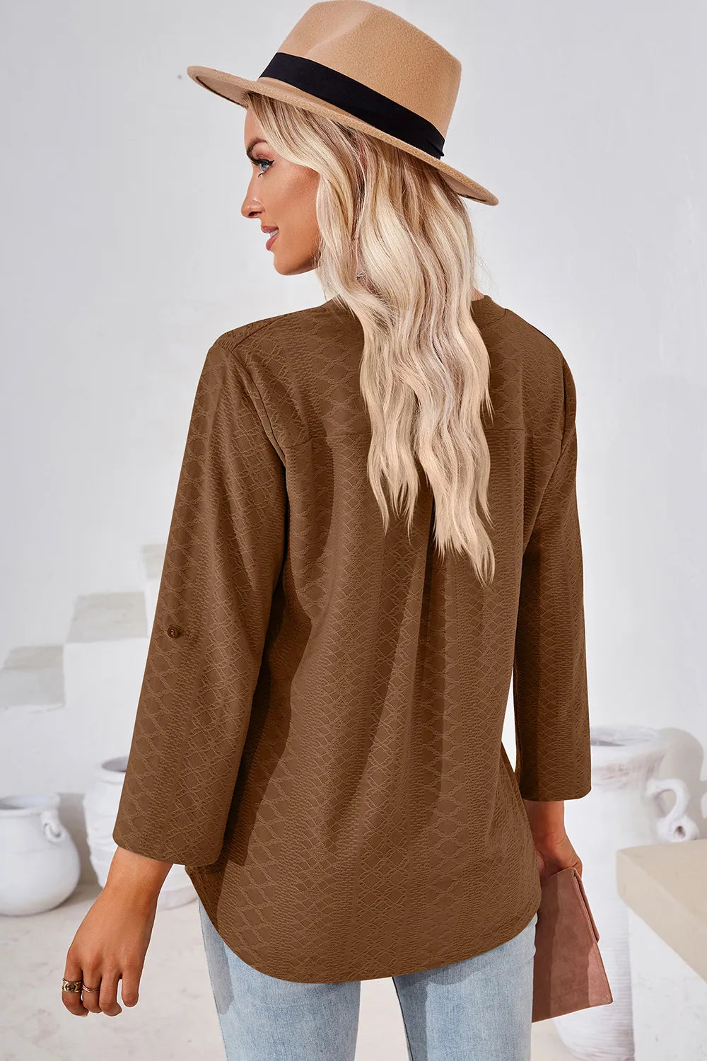 Notched Roll-Tab Sleeve T-Shirt – Trendsi | ClozArt