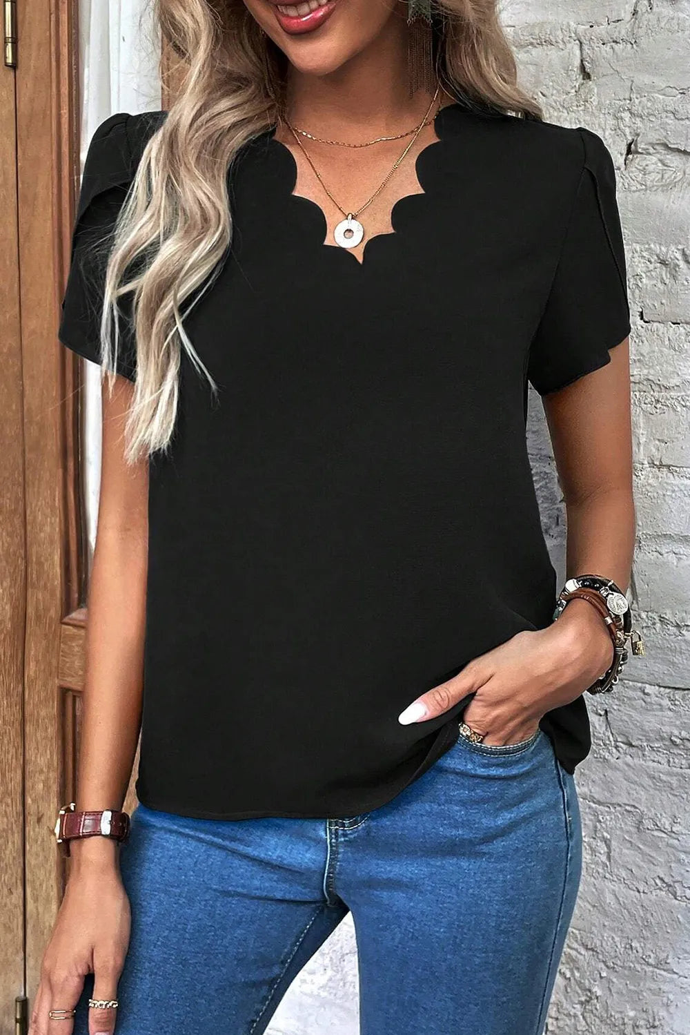 V-Neck Short Sleeve T-Shirt – Trendsi | ClozArt