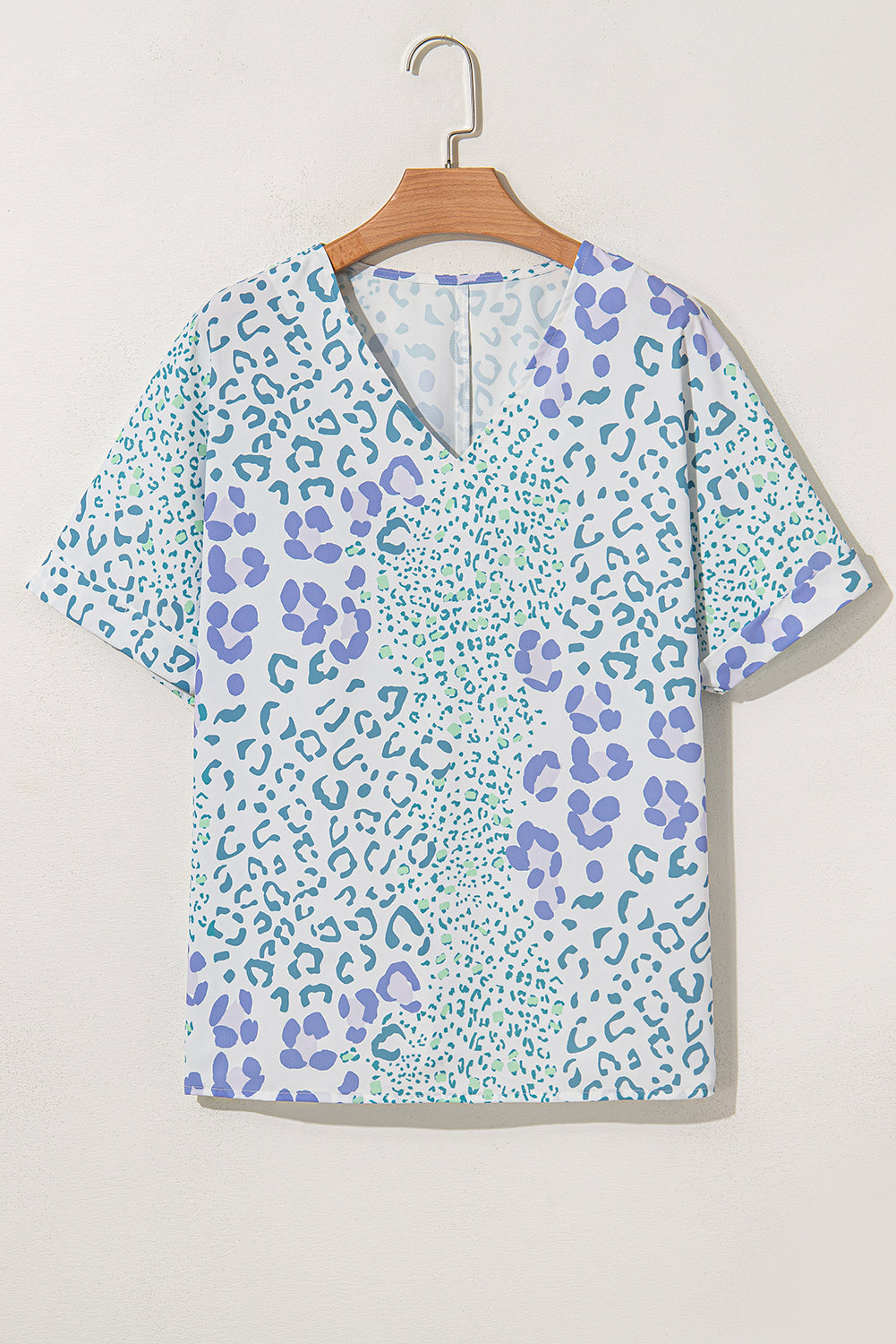 Sky Blue Leopard Print V Neck Short Sleeve Blouse – Shewin | ClozArt