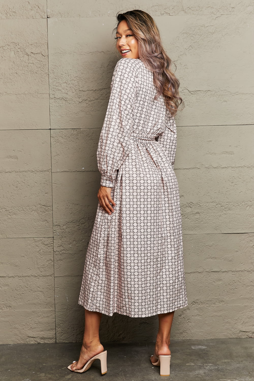 Perfee Printed Tie Waist Long Sleeve Dress – Trendsi | ClozArt