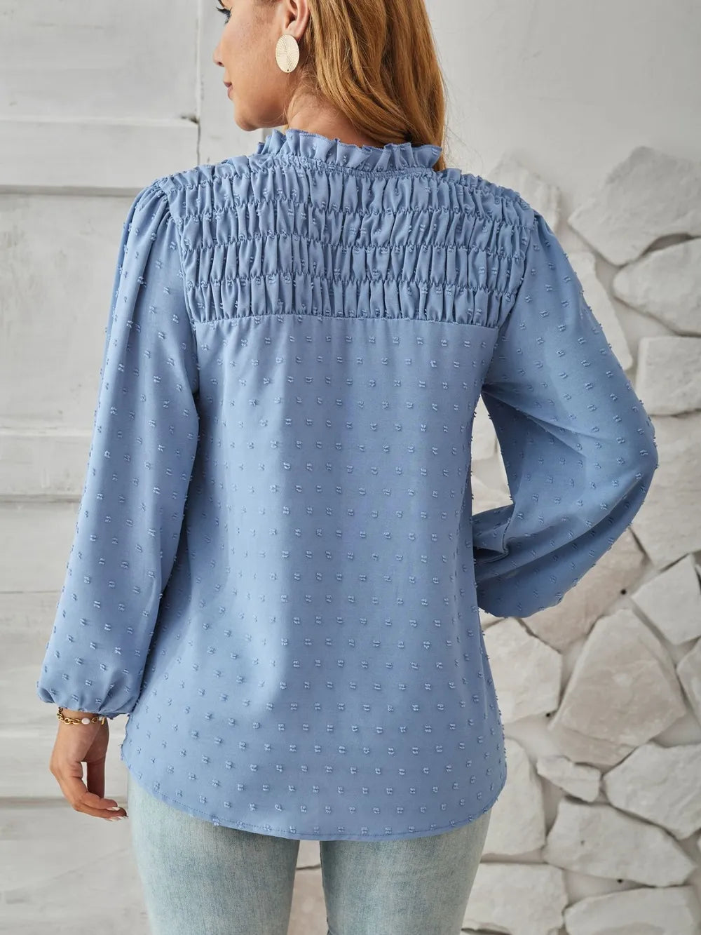 Ruched Swiss Dot Notched Balloon Sleeve T-Shirt – Trendsi | ClozArt