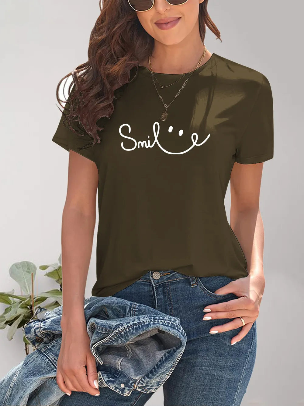 SMILE Round Neck Short Sleeve T-Shirt – Trendsi | ClozArt
