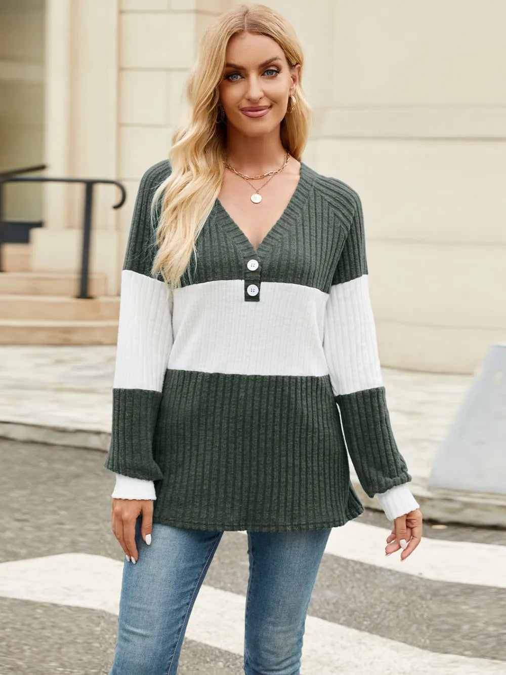 Color Block V-Neck Long Sleeve T-Shirt – Trendsi | ClozArt