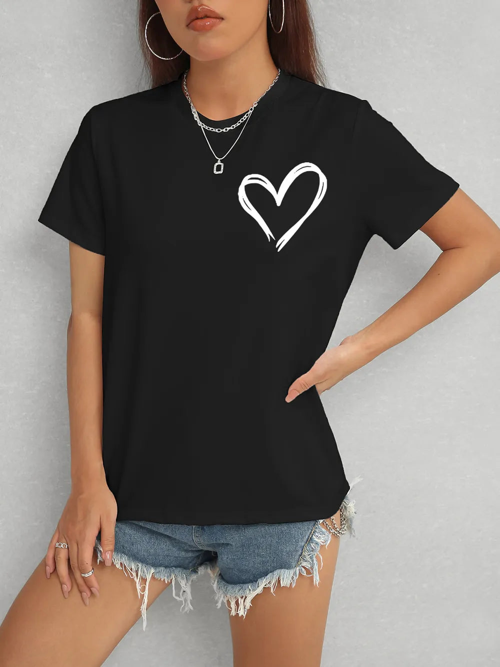 Heart Round Neck Short Sleeve T-Shirt – Trendsi | ClozArt
