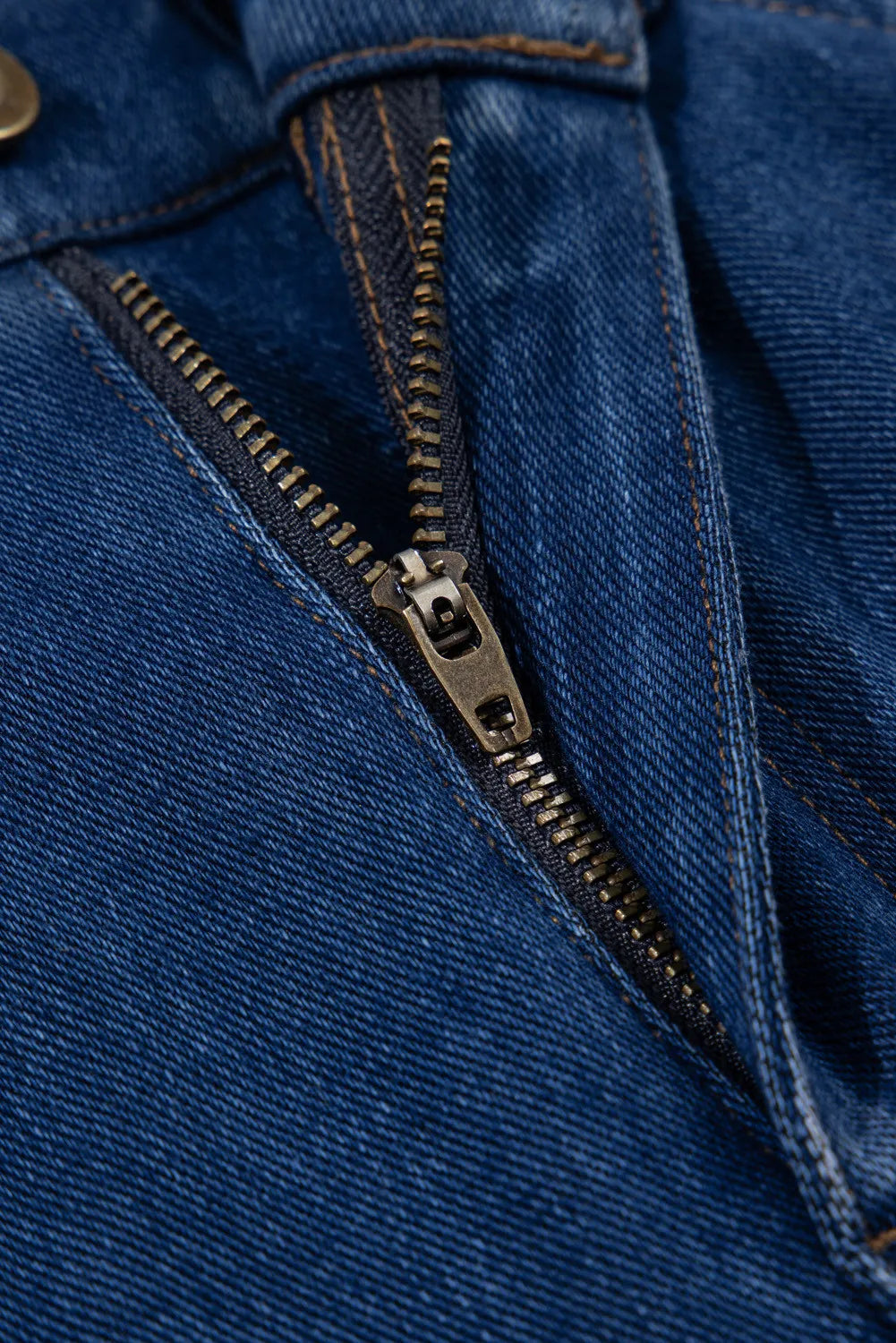 Straight Jeans with Pockets – Trendsi | ClozArt