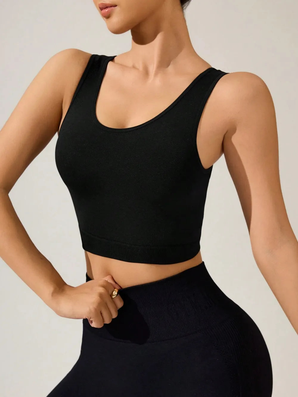 Crisscross Cropped Active Tank – Trendsi | ClozArt