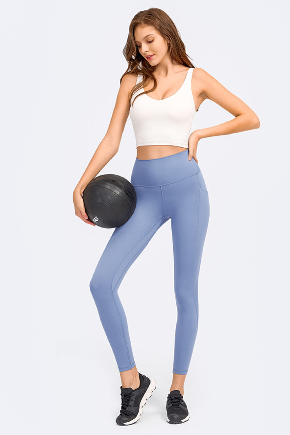 Millennia Deep V-Neck Crop Sports Bra – Trendsi | ClozArt