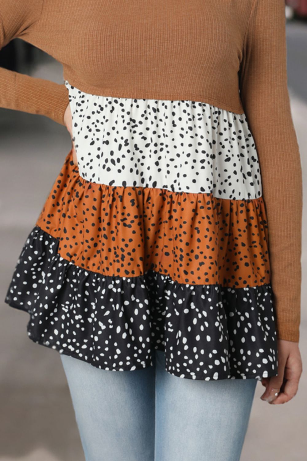Round Neck Long Sleeve Color Block Blouse – Trendsi | ClozArt