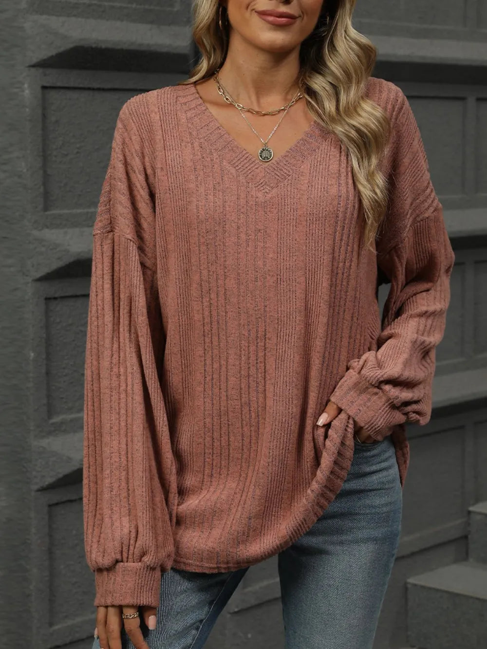 V-Neck Long Sleeve T-Shirt – Trendsi | ClozArt