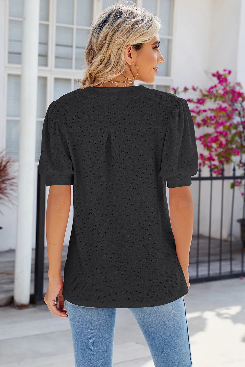 Eyelet Notched Puff Sleeve T-Shirt – Trendsi | ClozArt