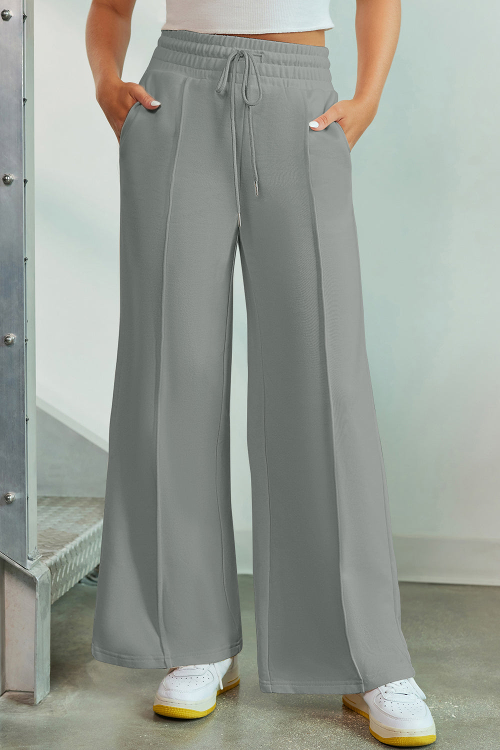 Drawstring Wide Leg Pants with Pockets – Trendsi | ClozArt