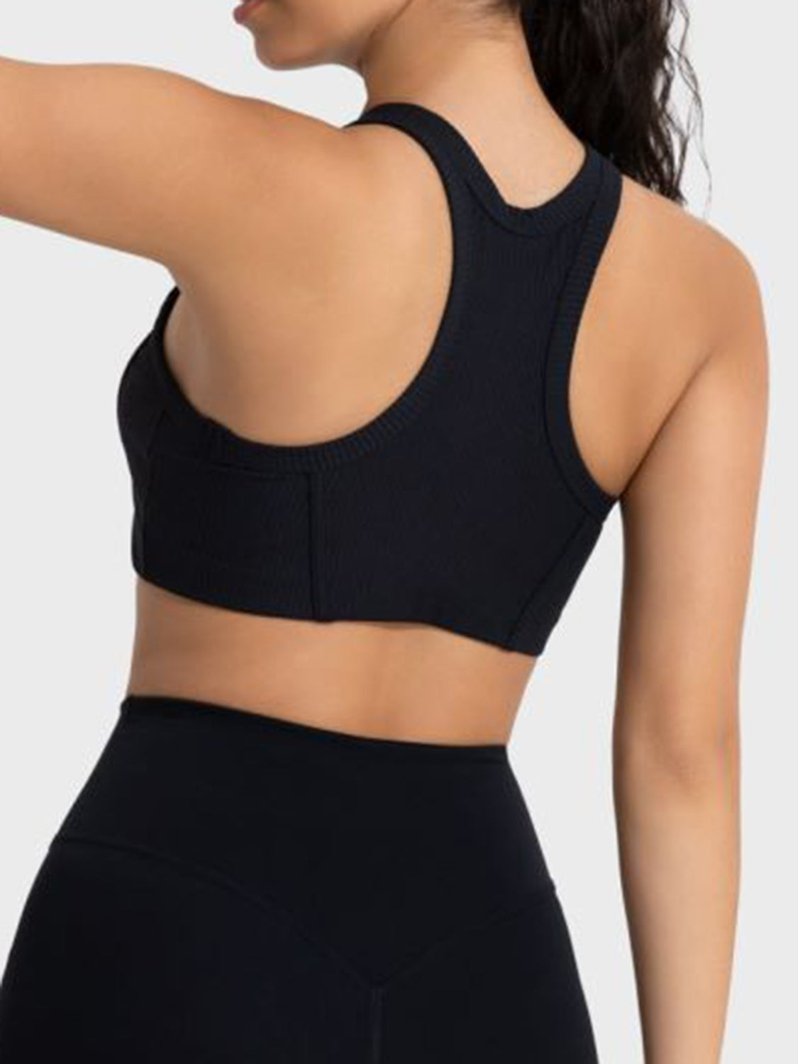 Millennia Wide Strap Cropped Sport Tank – Trendsi | ClozArt
