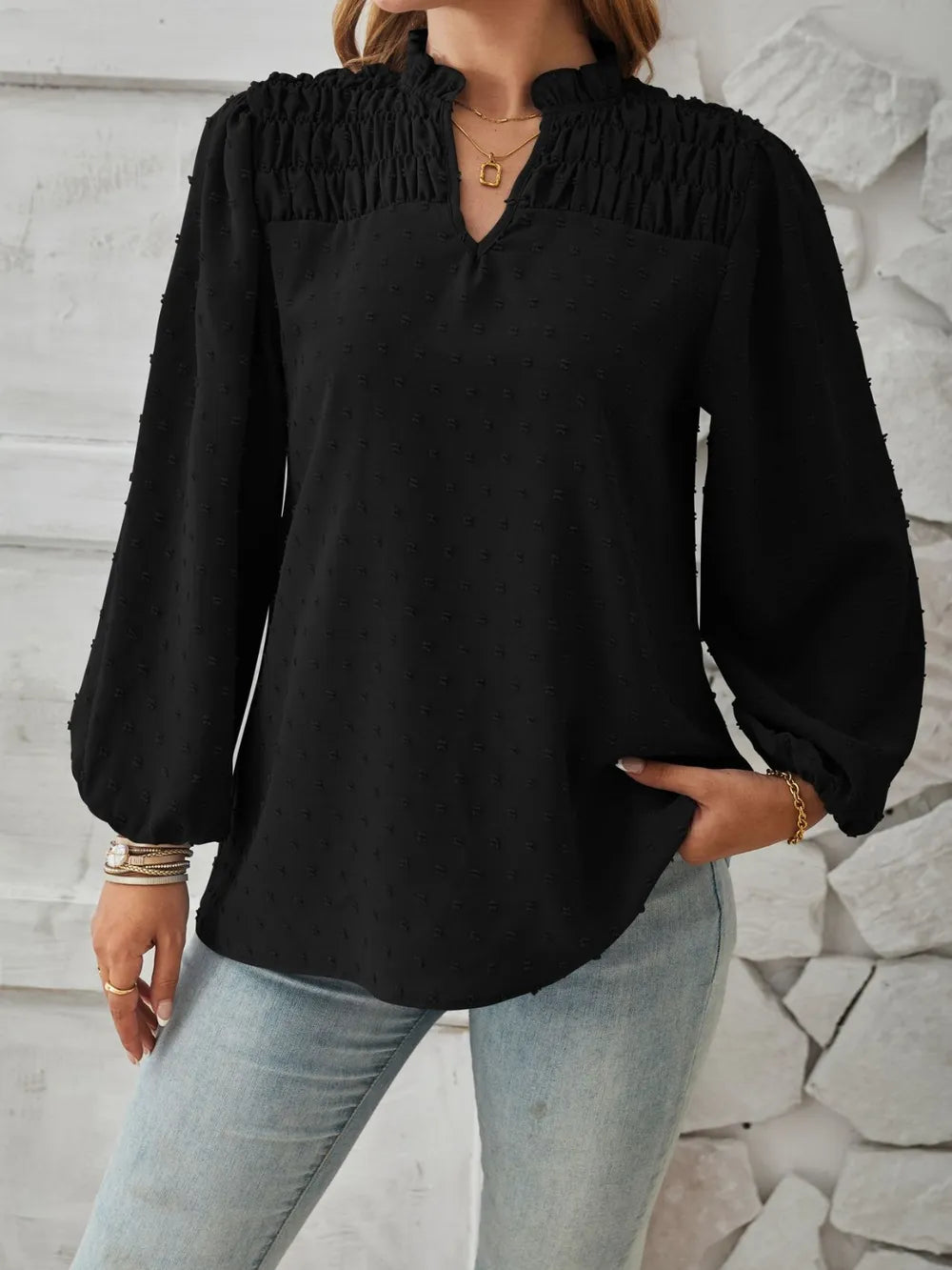 Ruched Swiss Dot Notched Balloon Sleeve T-Shirt – Trendsi | ClozArt