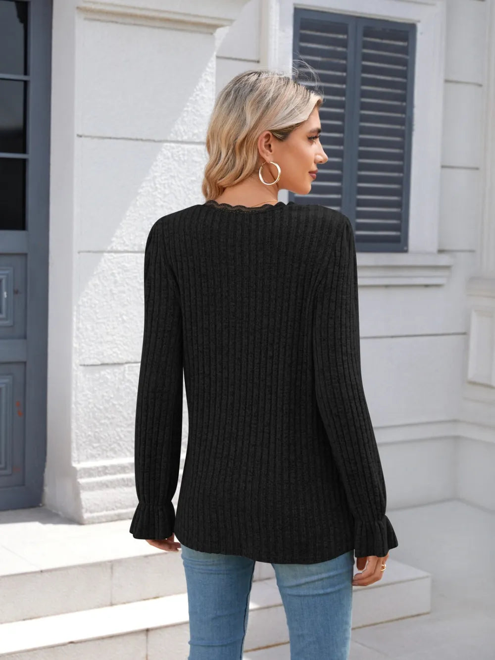 Lace Detail V-Neck Long Sleeve T-Shirt – Trendsi | ClozArt